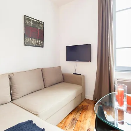 Le Sage Apartment *